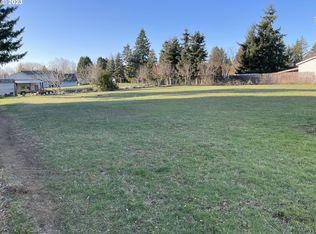 62 Northeast Ave, Vancouver, WA 98661