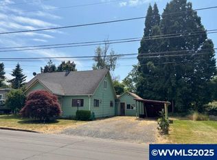 600 Whittier St, Silverton, OR 97381