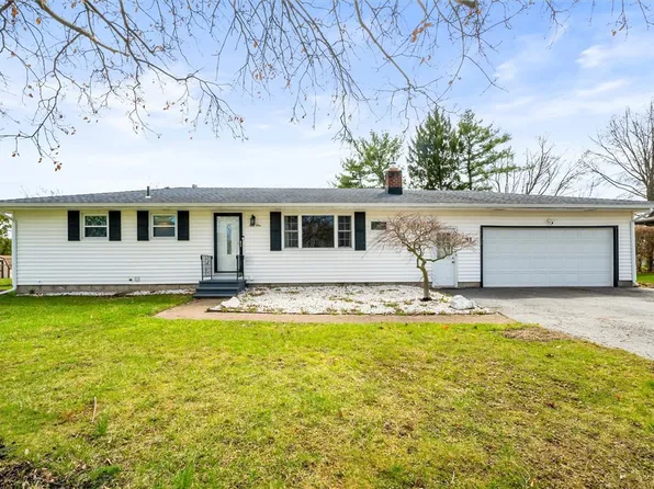 51 Friel Rd, Rochester, NY 14623