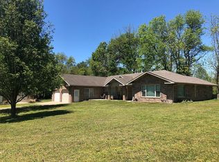 206 S Jackson St, Mountain View, MO 65548