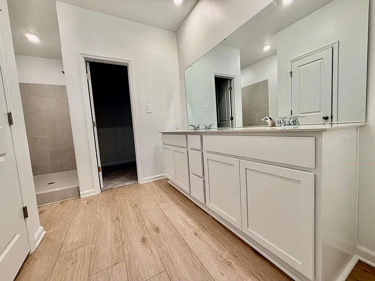 5111 Natalia Dr — Photo 7