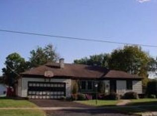 712 W Madison St, Belvidere, IL 61008
