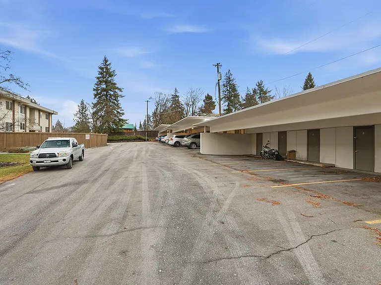3102 E 27th Ave — Photo 45