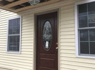 38 1/2 Ellsworth Rd, Peabody, MA 01960