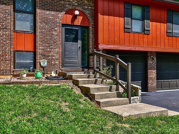 4th image of 23388 Brightwood Dr