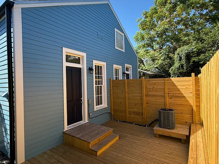 1421 Thalia St — Photo 13