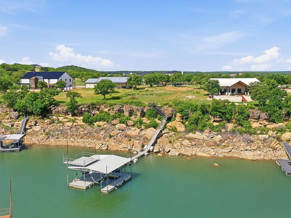 1st image of 875 Hidden Shores Dr