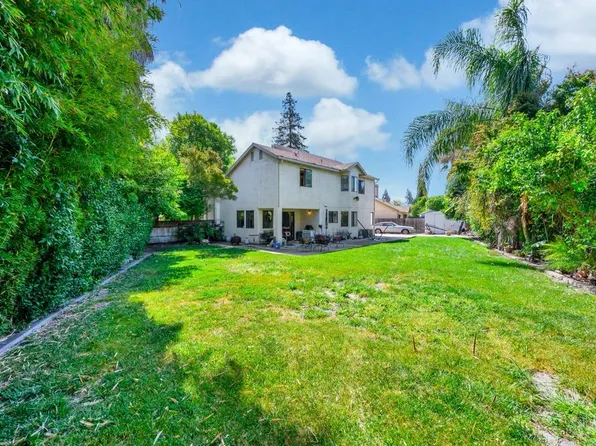 6667 Mount Bachelor Ct, Stockton, CA 95210