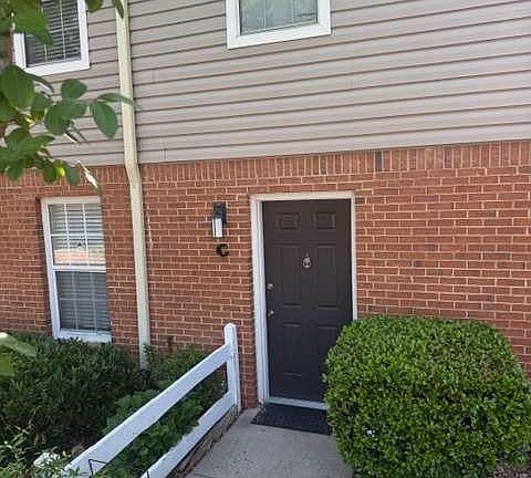2nd image of 7750 Roswell Rd #C1