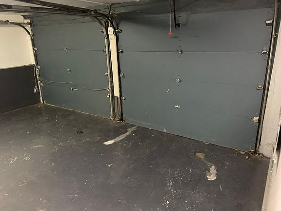 2nd image of 15254 Ventura St