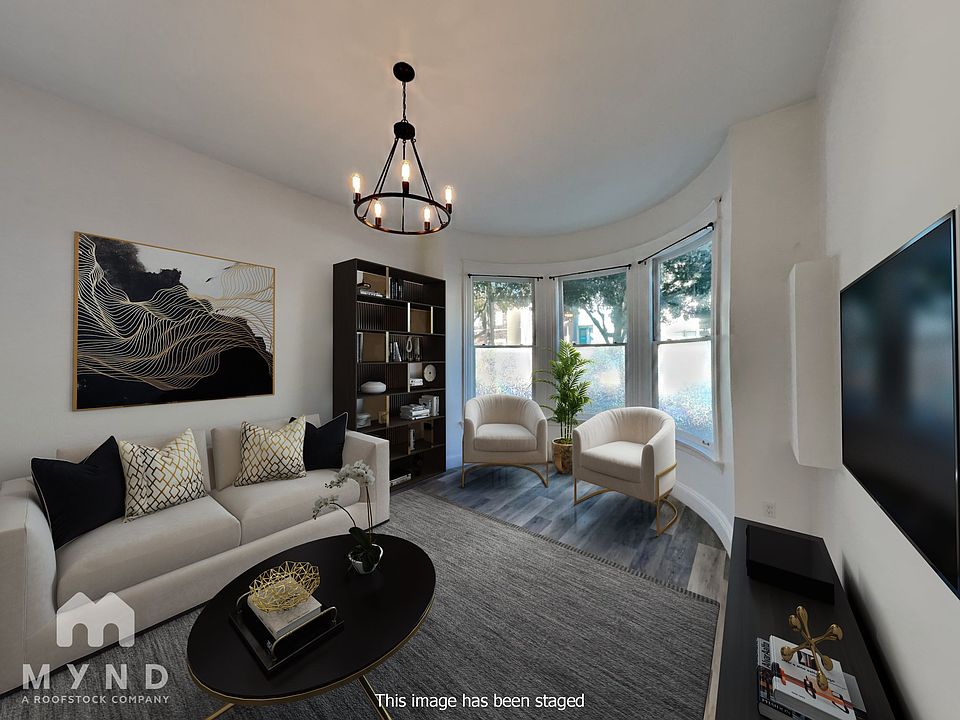 1st image of 373 Noe St #373