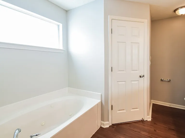 5678 Kuykendall Dr — Photo 12