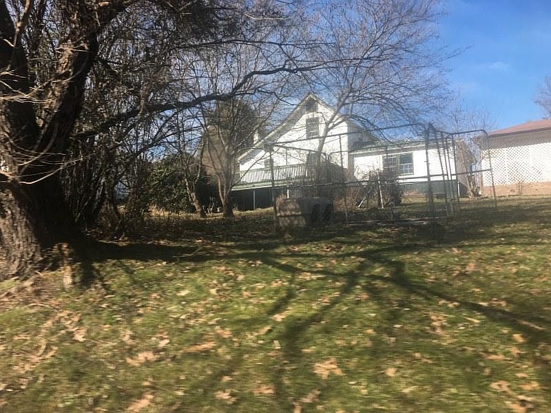 2nd image of 42 Hume Dr