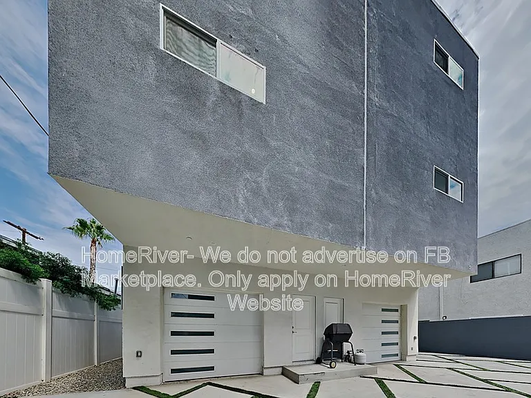 5749.5 Klump Ave — Photo 22
