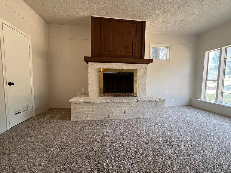 213 Wanda Way #1 — Photo 18