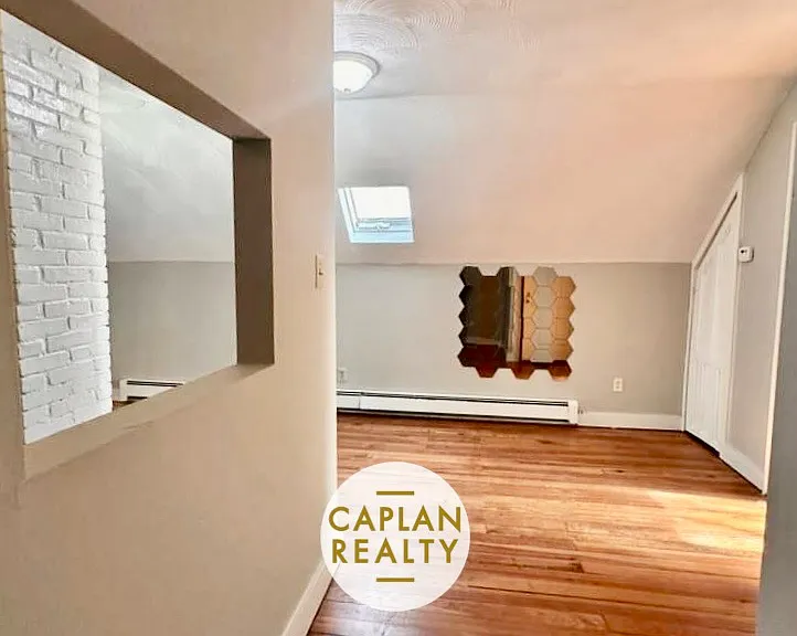 281 W Ivy St #3J — Photo 3