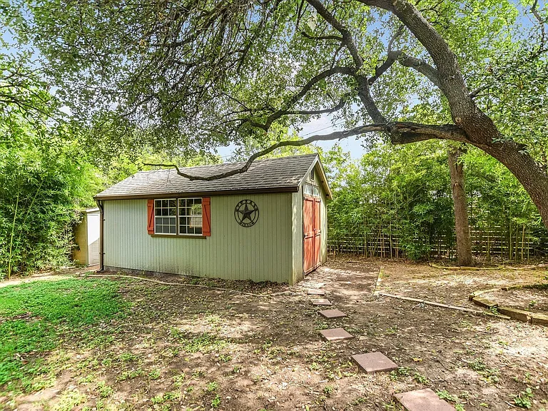 208 Braeswood Rd — Photo 18