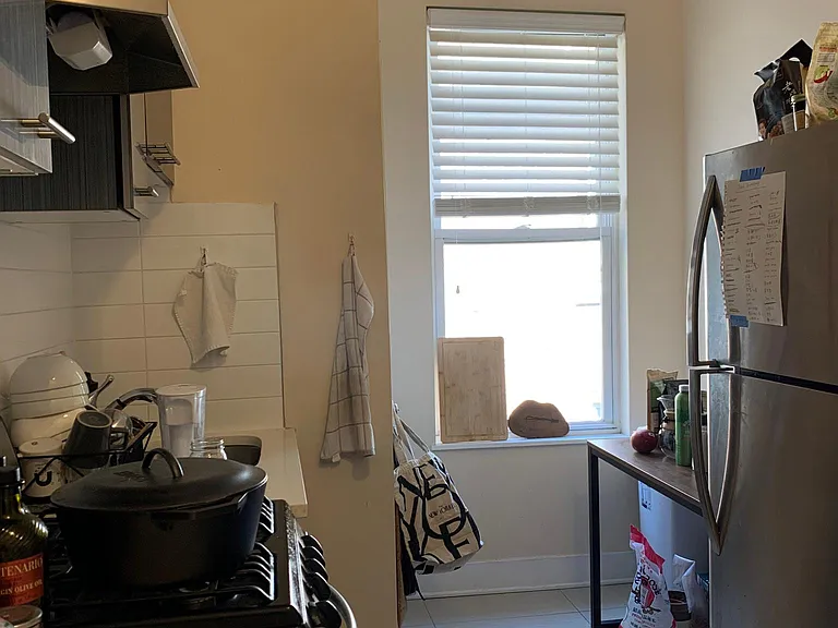 4212 Chester Ave #2R — Photo 4