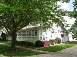 1010 Ohio Ave, Windsor, IL 61957