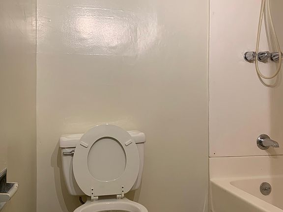 Master Bathroom 3