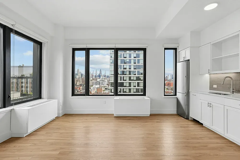 145 Clinton St — Photo 3
