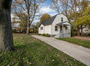 649 E Pike St, Pontiac, MI 48342