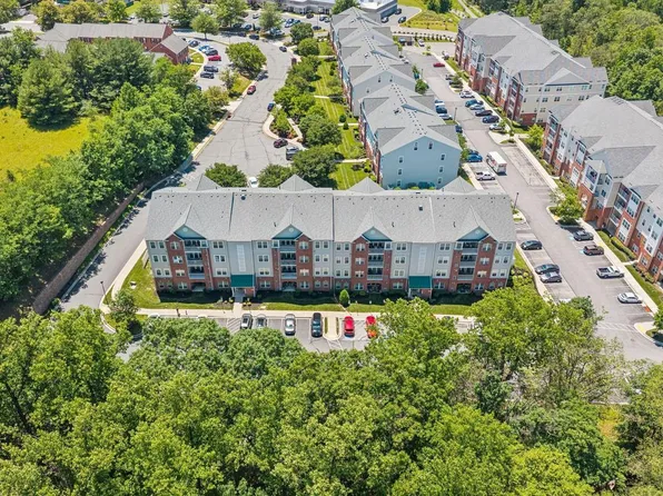 261 Beckenham Cir Unit 402, Bel Air, MD 21014