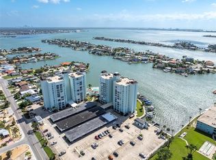 400 64th Ave APT 601, Saint Pete Beach, FL 33706