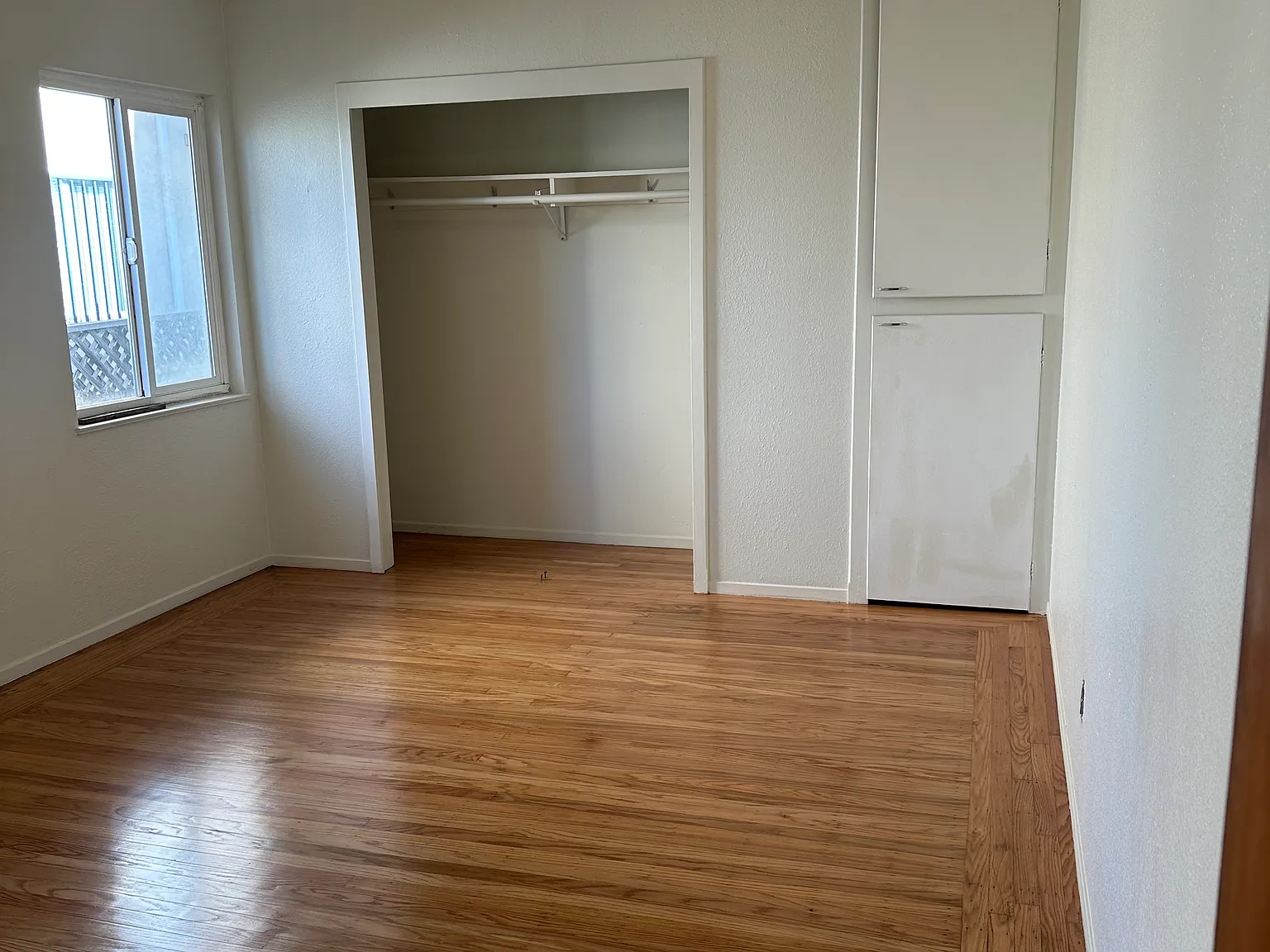 2 bed, 1000 sqft, $2,600 — Photo 4