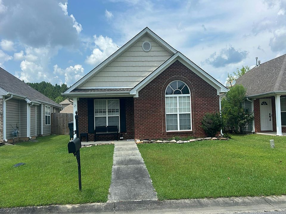 1st image of 2083 Village Ln