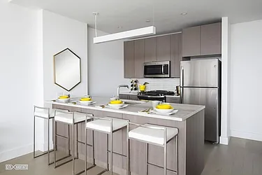 Rented by Red Apple Group