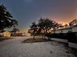 547 Lake Rd, Pipe Creek, TX 78063