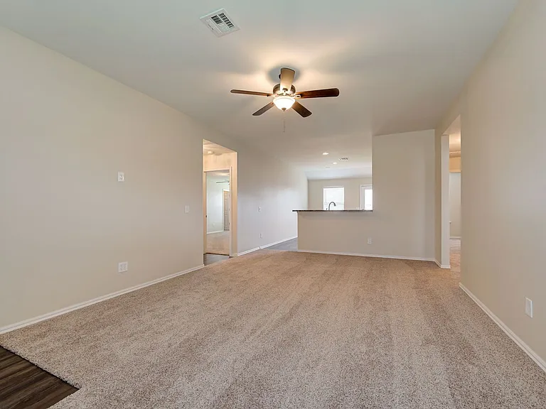11705 NW 133rd St — Photo 6