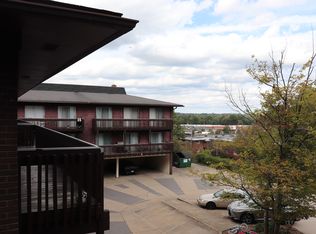 2550 Chamberlain Rd APT A4, Fairlawn, OH 44333