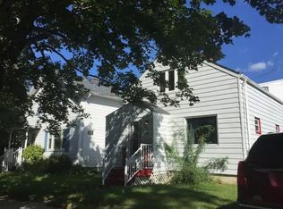 7105 Churchill Dr, Halifax, NS B3L3H7