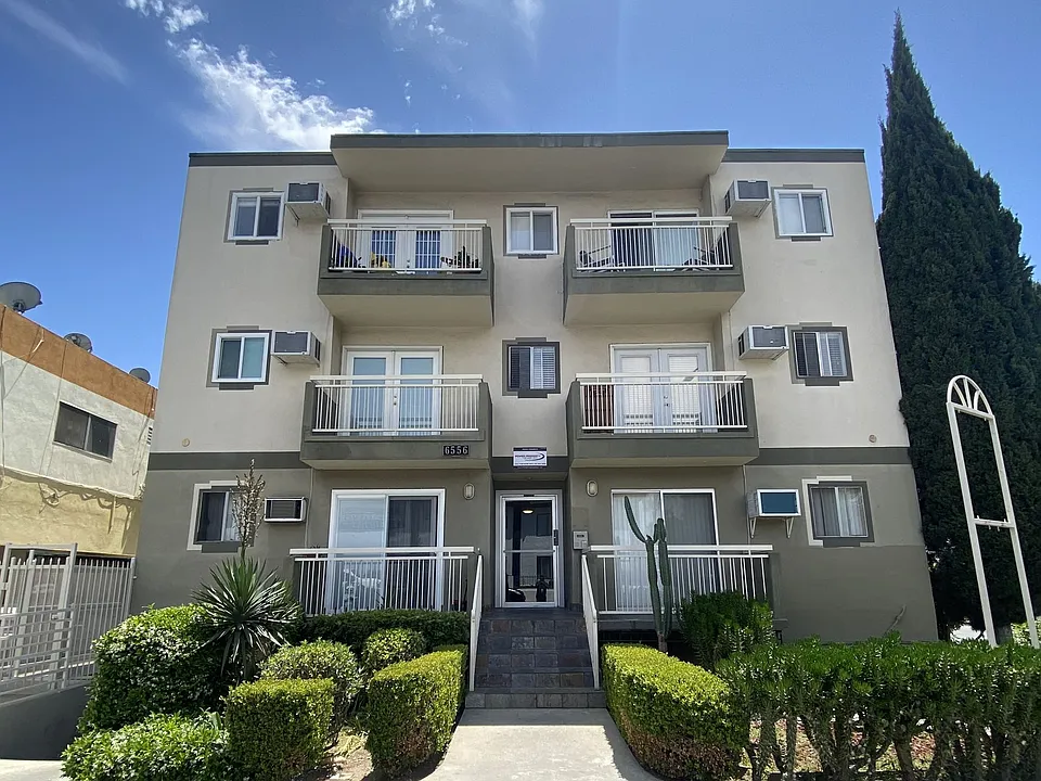 6556 Lamirada Ave