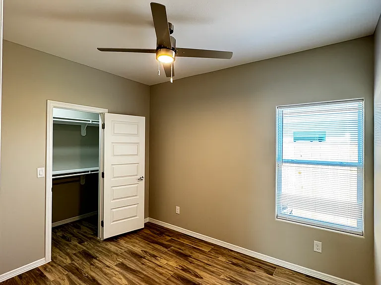 4100 La Vista Ave #6 — Photo 8