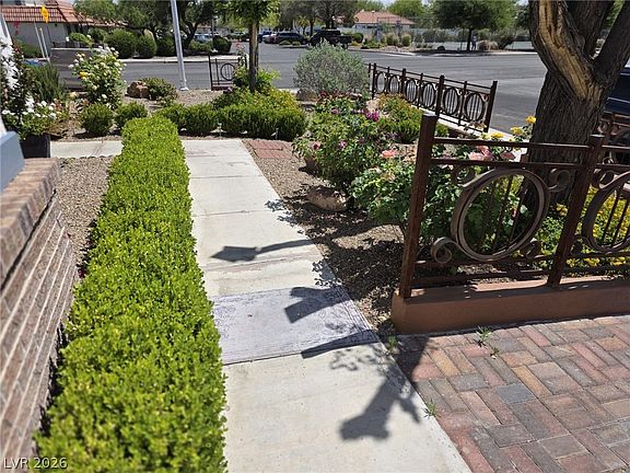 2nd image of 7000 Carrondale Way