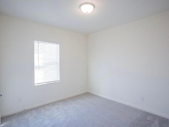 3rd image of 1628 Escondido Dr