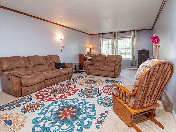 4th image of 3133 Boulder Dr