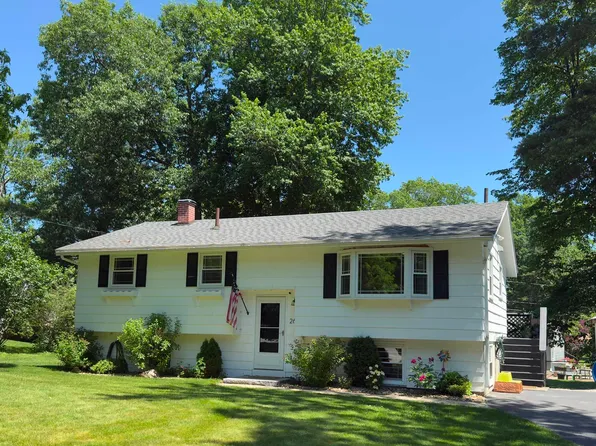 26 Tenby Drive, Nashua, NH 03062