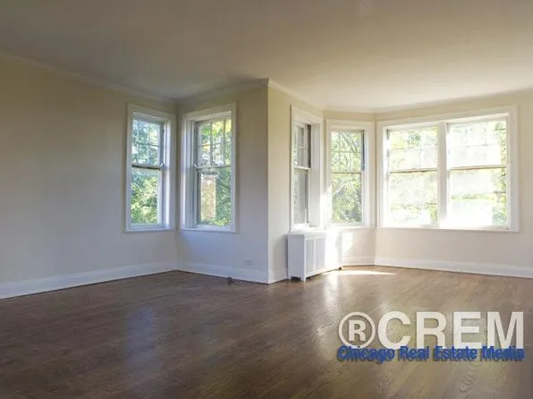 1376 W Greenleaf Ave #3, Chicago, IL 60626
