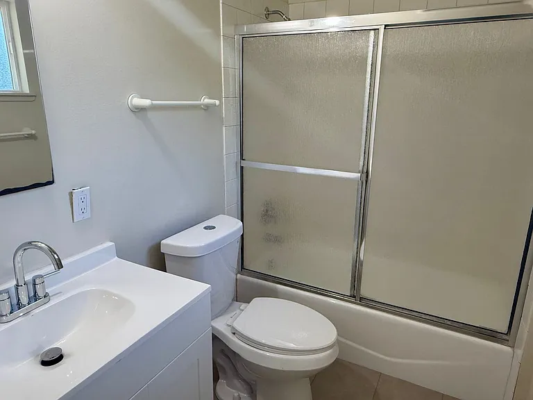 4501 Alex Dr — Photo 10