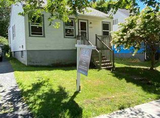 6430 Cloverdale Rd, Halifax, NS B3L2N7