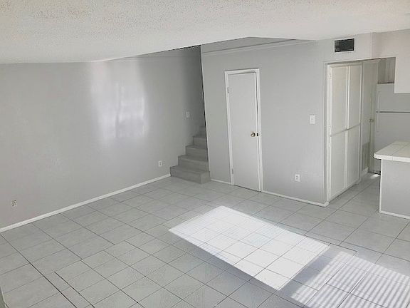 4th image of 6220 N 11th St #U30