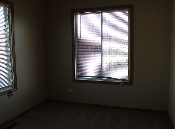 5th image of 1371 Andover Dr #1371