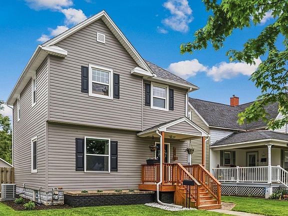 3rd image of 304 Forest St