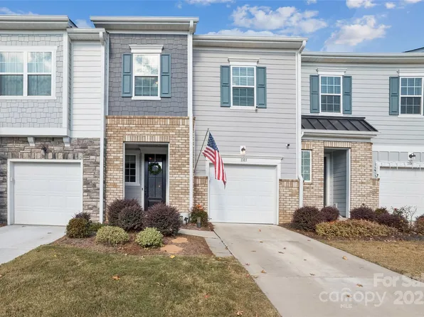 1103 Grays Mill Rd, Charlotte, NC 28215