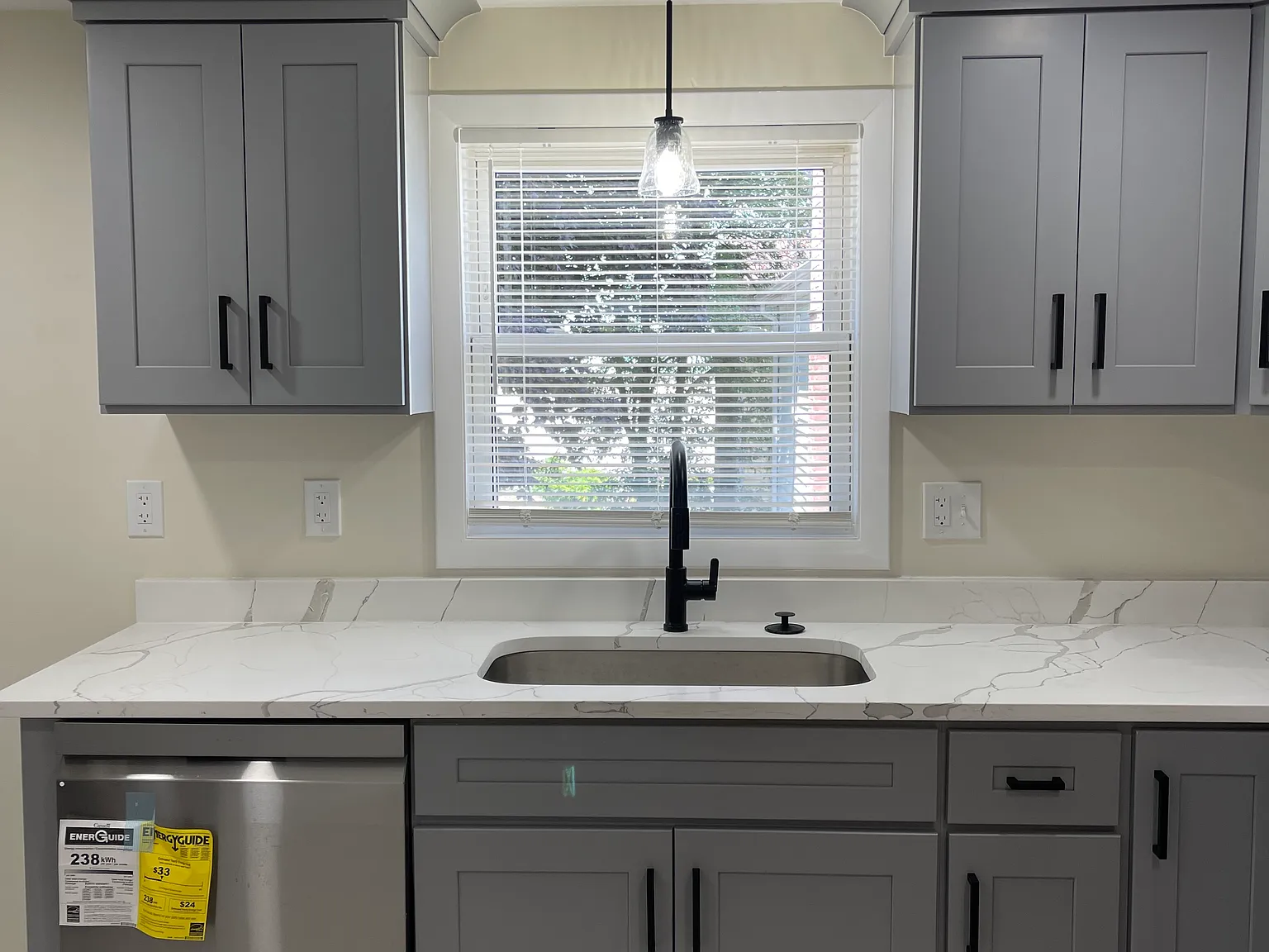 39 Fawndale Rd — Photo 3