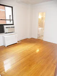 Rented by DSA Realty Midtown West